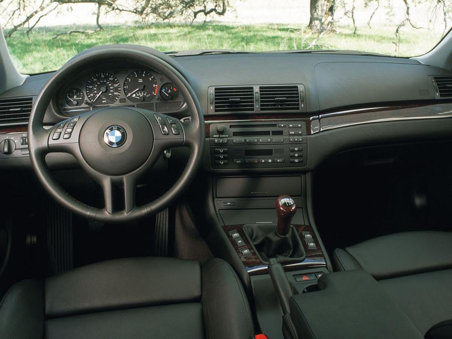  BMW 323i Touring 1998 года  (фото 4 из 7)